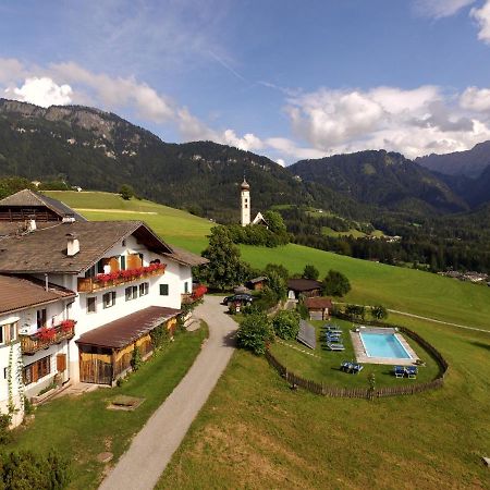 Garni Zatzerhof Hotel Castelrotto Luaran gambar